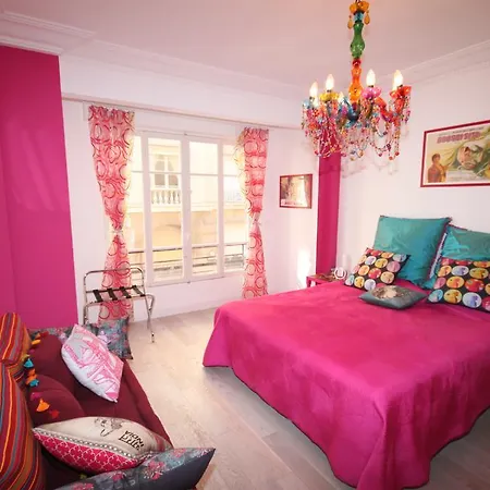 From Hollywood To Bollywood 2 Bedrooms 2 Bathrooms - 1 Min From Croisette&beach, 12 Min From The Palais Lejlighed Cannes