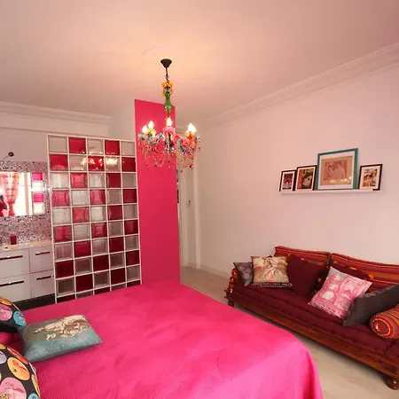 From Hollywood To Bollywood 2 Bedrooms 2 Bathrooms - 1 Min From Croisette&beach, 12 Min From The Palais Lejlighed Cannes