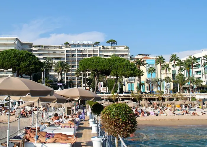 From Hollywood To Bollywood 2 Bedrooms 2 Bathrooms - 1 Min From Croisette&beach, 12 Min From The Palais 公寓 戛纳