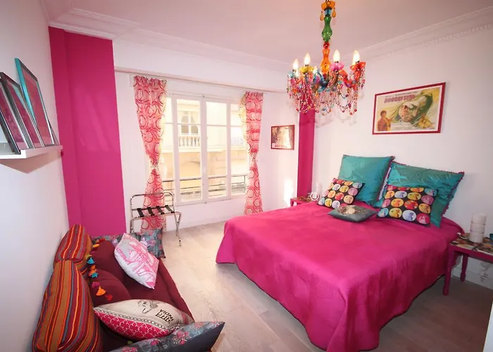From Hollywood To Bollywood 2 Bedrooms 2 Bathrooms - 1 Min From Croisette&beach, 12 Min From The Palais 公寓 戛纳