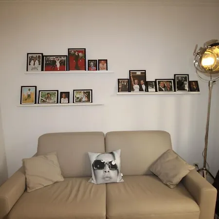 From Hollywood To Bollywood 2 Bedrooms 2 Bathrooms - 1 Min From Croisette&beach, 12 Min From The Palais *